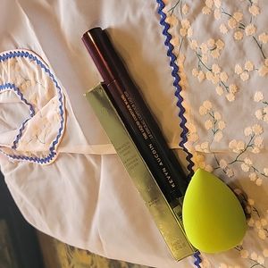 Kevin Aucoin The Liquid Contour Wand,new in box! free blender sponge